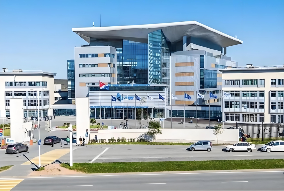 遠(yuǎn)東聯(lián)邦大學(xué)